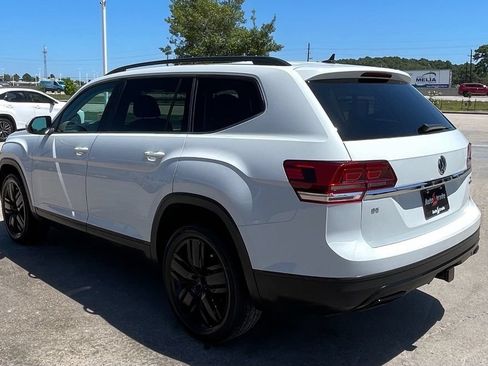 Used 2020 Volkswagen Atlas SE w/ Panoramic Sunroof Package AWD/4WD image 3
