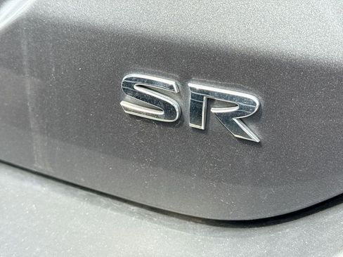 Used 2020 Nissan Kicks SR image 6