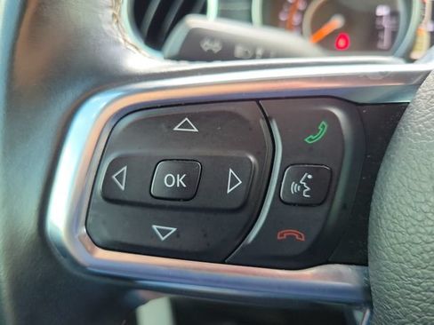 Used 2018 Jeep Wrangler Unlimited Sahara w/ Quick Order Package 24M Moab AWD/4WD image 20
