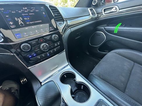 Used 2020 Jeep Grand Cherokee SRT AWD/4WD image 18