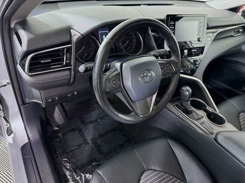 Certified 2022 Toyota Camry SE image 16