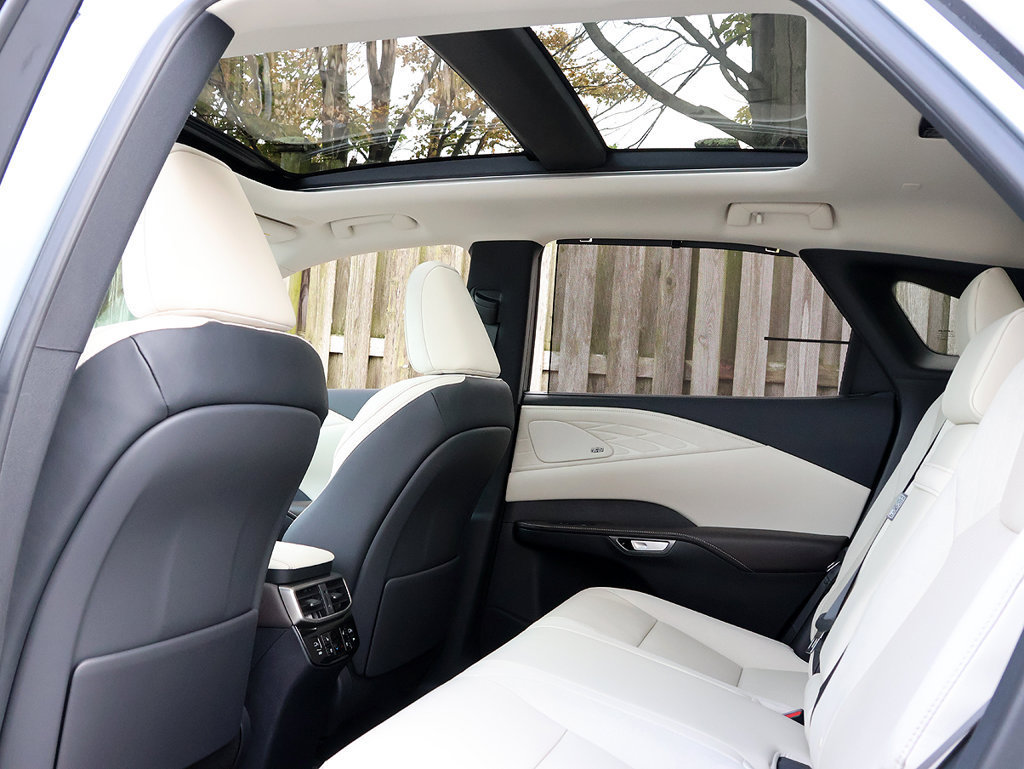 New 2026 Lexus RX 350 AWD w/ Convenience Package image 14