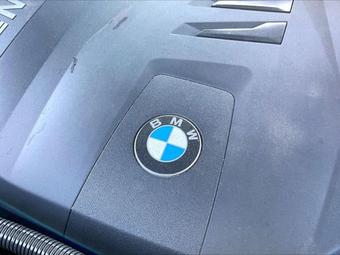 Used 2025 BMW X5 sDrive40i w/ M Sport Package RWD image 32