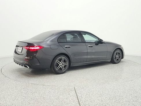 Used 2023 Mercedes-Benz C 300 Sedan image 5