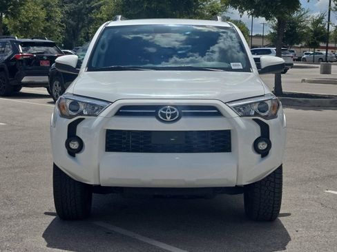 Used 2024 Toyota 4Runner SR5 RWD image 8