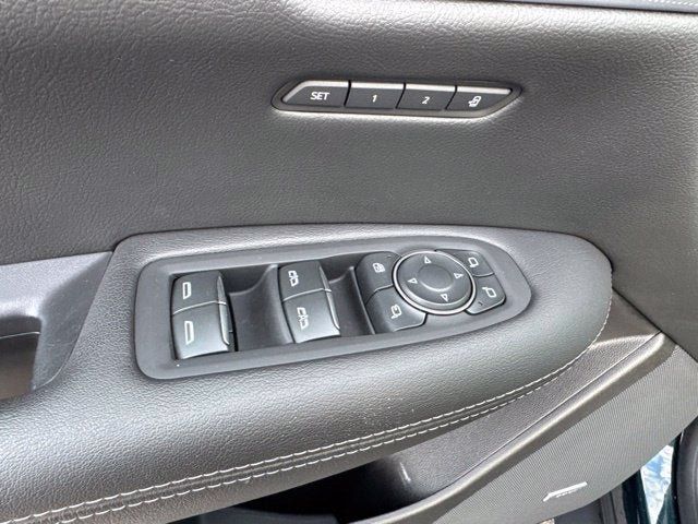 Used 2024 Cadillac XT5 Premium Luxury AWD/4WD image 8