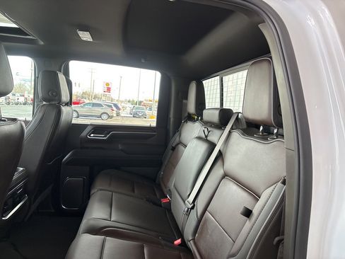 Used 2025 GMC Sierra 2500 Denali w/ Technology Package image 30