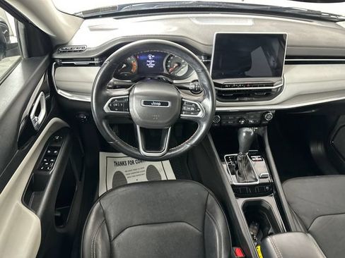 Used 2022 Jeep Compass Limited AWD/4WD image 7