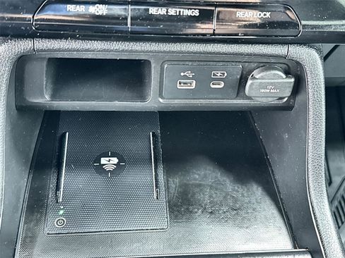 Certified 2024 Honda Pilot TrailSport image 28