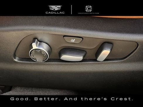 Certified 2023 Cadillac XT4 Premium Luxury FWD image 28