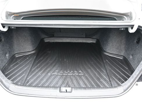 Used 2021 Honda Accord Sport image 31