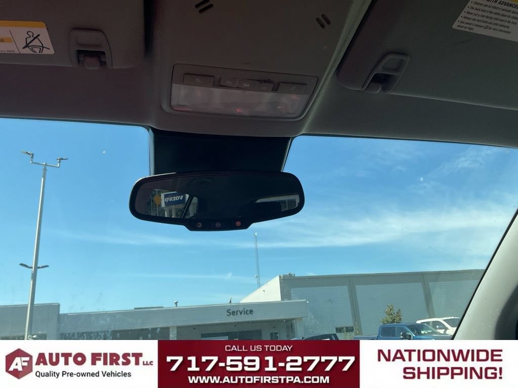 Used 2021 Chevrolet Trax LT w/ Driver Confidence Package AWD/4WD image 28