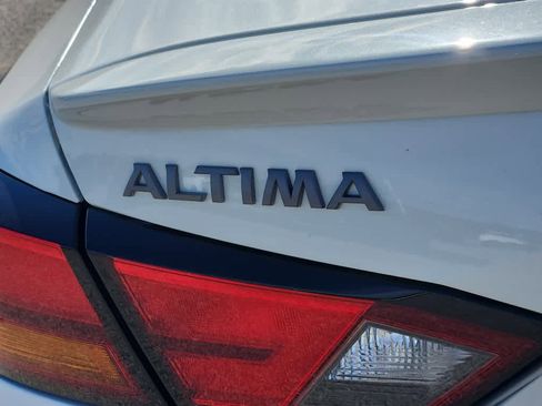 New 2025 Nissan Altima 2.5 SR w/ SR Premium Package image 20