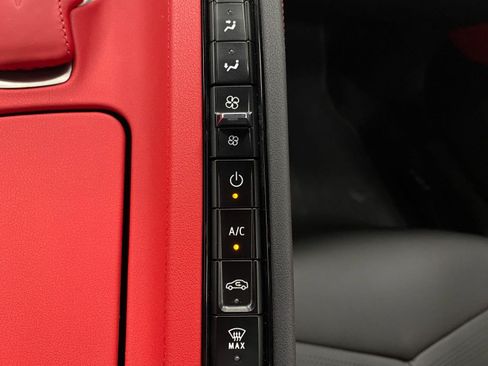 Used 2023 Chevrolet Corvette Stingray Preferred Conv w/ Z51 Performance Package RWD image 27
