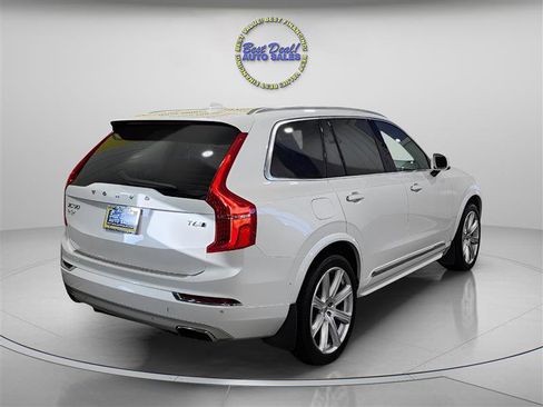 Used 2017 Volvo XC90 T6 Inscription w/ Vision Package image 5