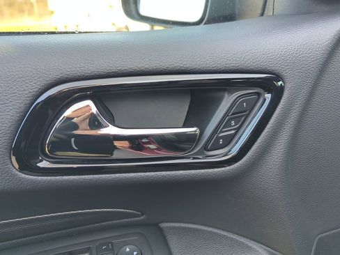 Used 2022 Dodge Durango GT image 33