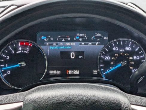 Used 2022 Ford F250 Lariat w/ Lariat Ultimate Package AWD/4WD image 29
