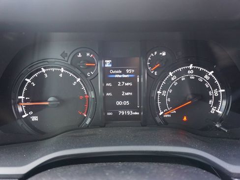 Used 2022 Toyota 4Runner SR5 RWD image 7