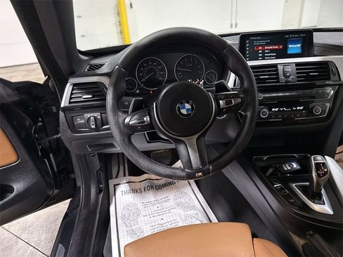 Used 2018 BMW 430i Convertible image 20