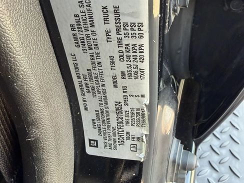 Used 2012 Chevrolet Colorado LT AWD/4WD image 25