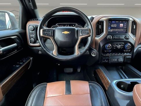 Used 2021 Chevrolet Silverado 1500 LTZ w/ Safety Package II AWD/4WD image 9