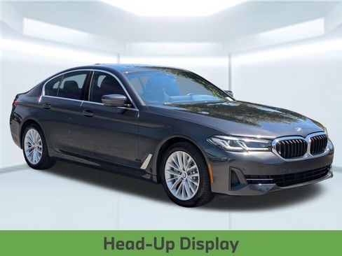 Used 2023 BMW 530i w/ Premium Package RWD image 9