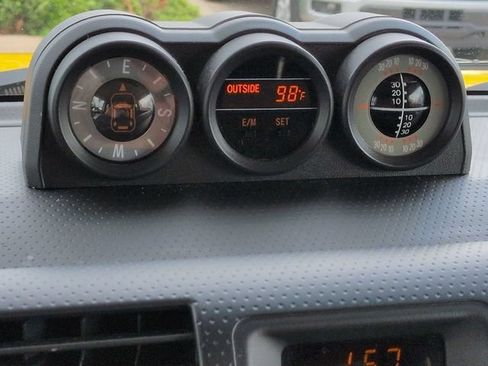 Used 2010 Toyota FJ Cruiser 4WD image 21