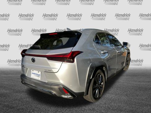 Used 2019 Lexus UX 200 F Sport w/ F Sport Premium Package image 9