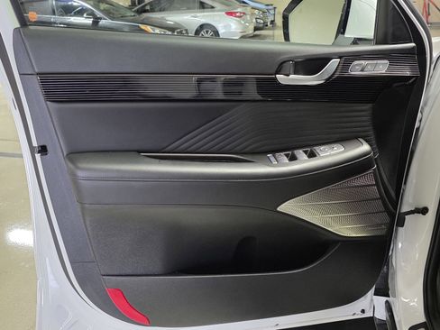Used 2025 Hyundai Palisade Calligraphy image 22