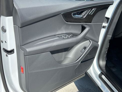 New 2026 Audi Q7 2.0T Premium AWD/4WD image 10