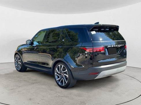 Certified 2024 Land Rover Discovery S AWD/4WD image 6