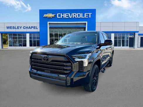 Used 2025 Toyota Tundra Limited image 1