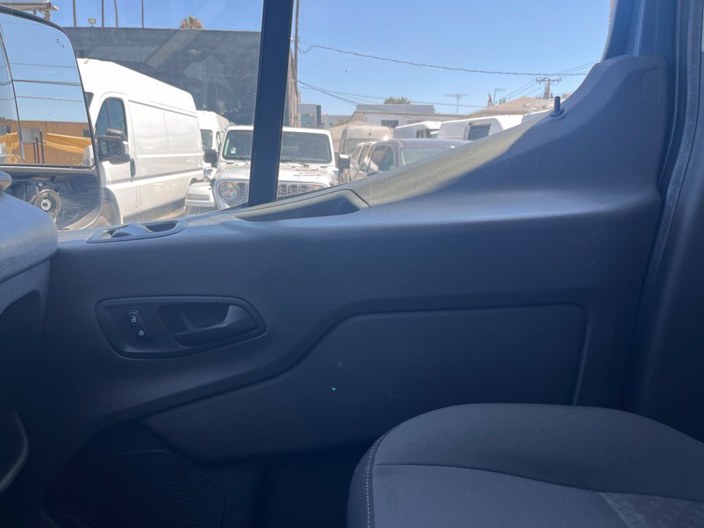 Used 2020 Ford Transit 250 148 High Roof Extended RWD image 23
