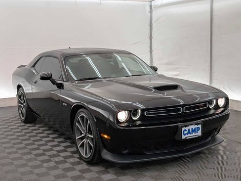 Used 2023 Dodge Challenger R/T image 8