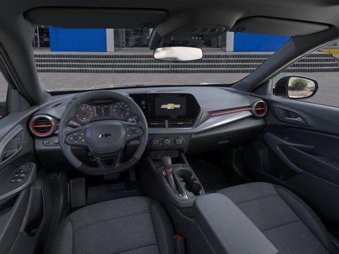 New 2026 Chevrolet Trax RS w/ Sunroof Package image 39