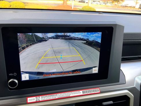 Used 2025 Toyota Tacoma SR5 image 28