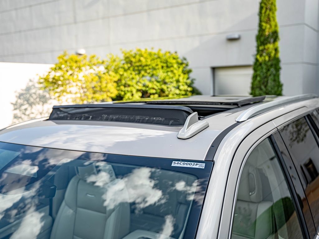 Used 2021 Cadillac Escalade Premium Luxury Platinum w/ Heavy-Duty Trailer Package AWD/4WD image 17