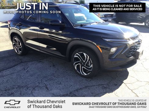 Used 2025 Chevrolet TrailBlazer RS w/ Driver Confidence Package image 1