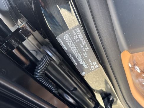 Used 2024 Lucid Air Touring image 34