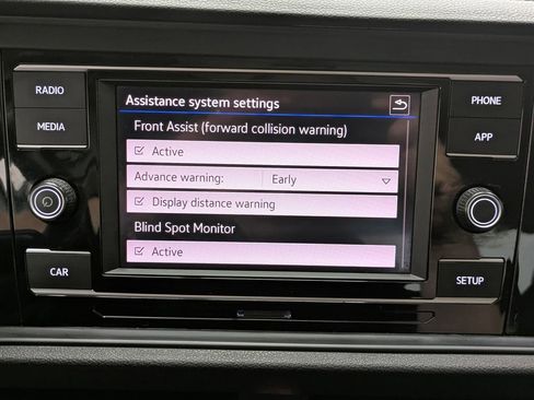 Used 2019 Volkswagen Jetta SE FWD image 8