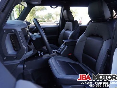 Used 2023 Ford Bronco Big Bend w/ Sasquatch Package AWD/4WD image 6