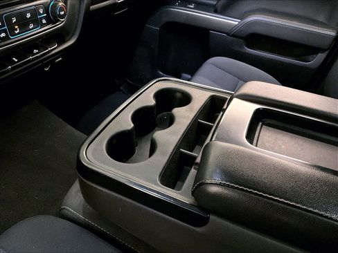 Used 2019 Chevrolet Silverado 1500 LT image 16