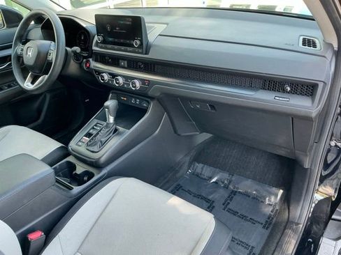 Used 2025 Honda CR-V EX image 15
