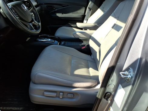 Used 2022 Honda Passport Elite image 9