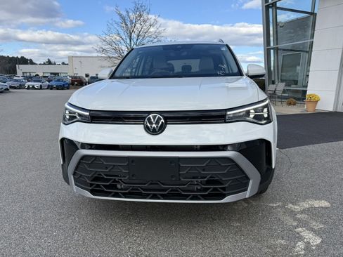 New 2026 Volkswagen Taos SE AWD/4WD image 8