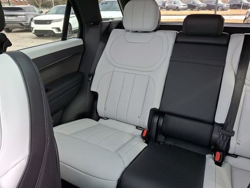 New 2026 Land Rover Range Rover Sport Dynamic SE image 15