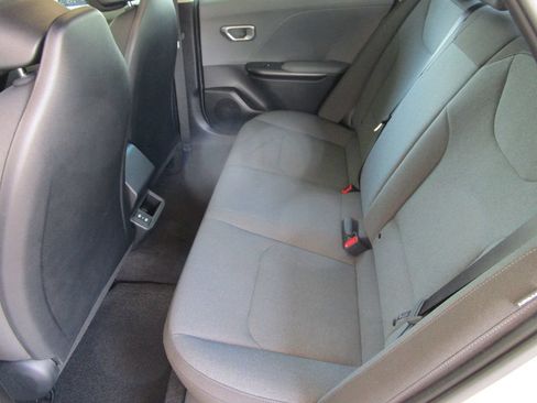Used 2025 Kia K4 FWD image 14