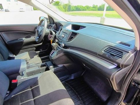 Used 2016 Honda CR-V LX image 12