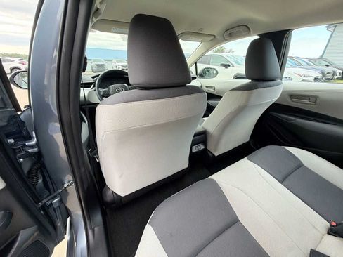 Used 2023 Toyota Corolla LE w/ LE Convenience Package FWD image 15