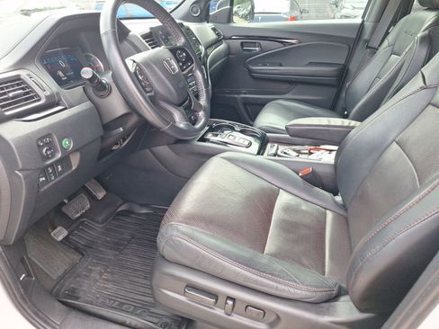 Used 2021 Honda Pilot Black Edition image 15